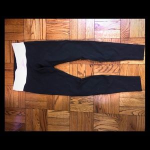 Lululemon black leggings